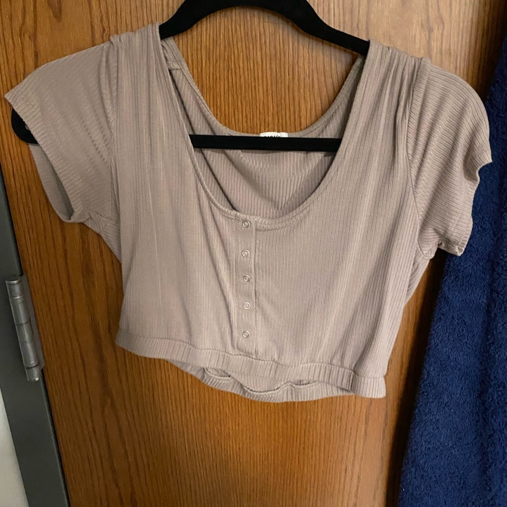 Garage crop top